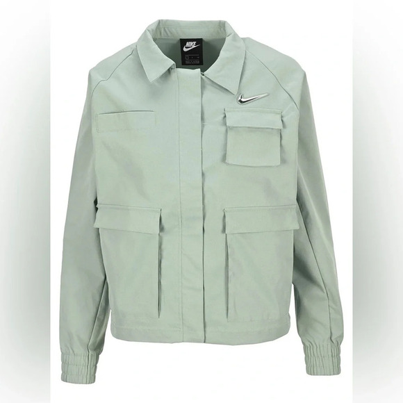 Nike Swoosh Woven Oversized zip-up Jacket Size: Small - Picture 1 of 5